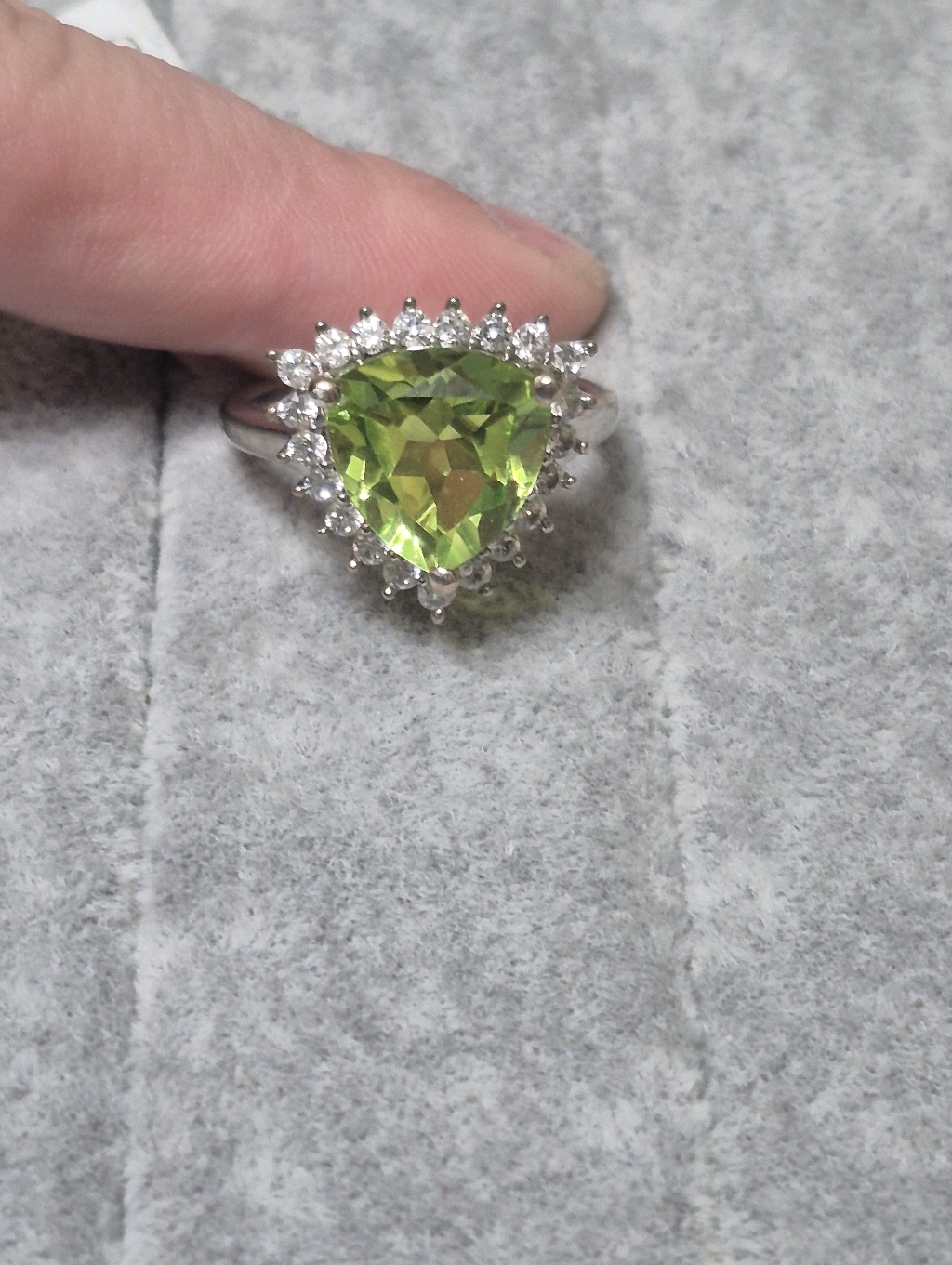 Sterling Silver Womens Ring 35$